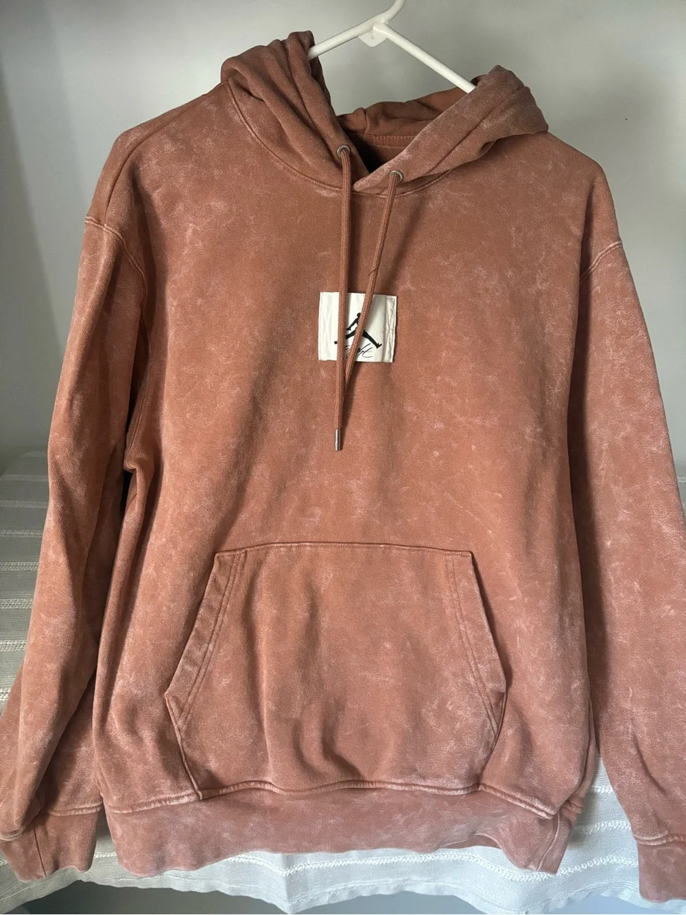 Hooded Sweatshirt - Pullover